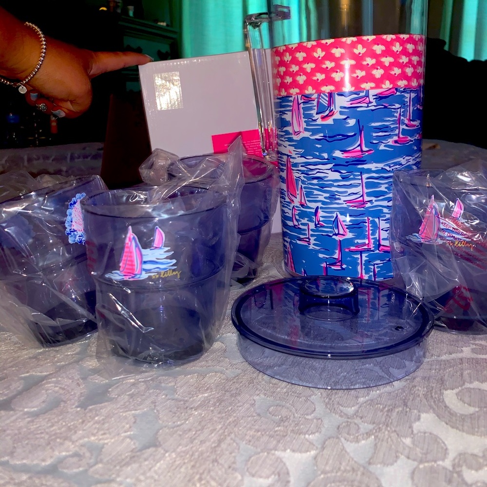 Lilly Pulitzer NWT GWP boatylicious pitcher set
